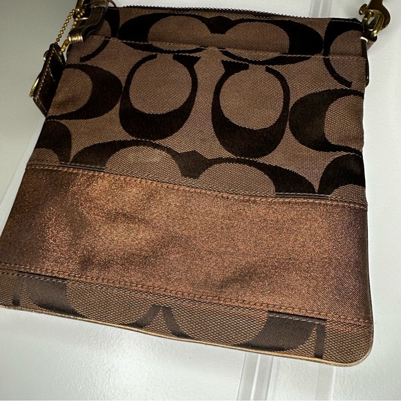 Coach Signature Stripe CrossbodyBag Brown Canvas Glitter Bronze Trim F0749-40758 - Picture 12 of 12
